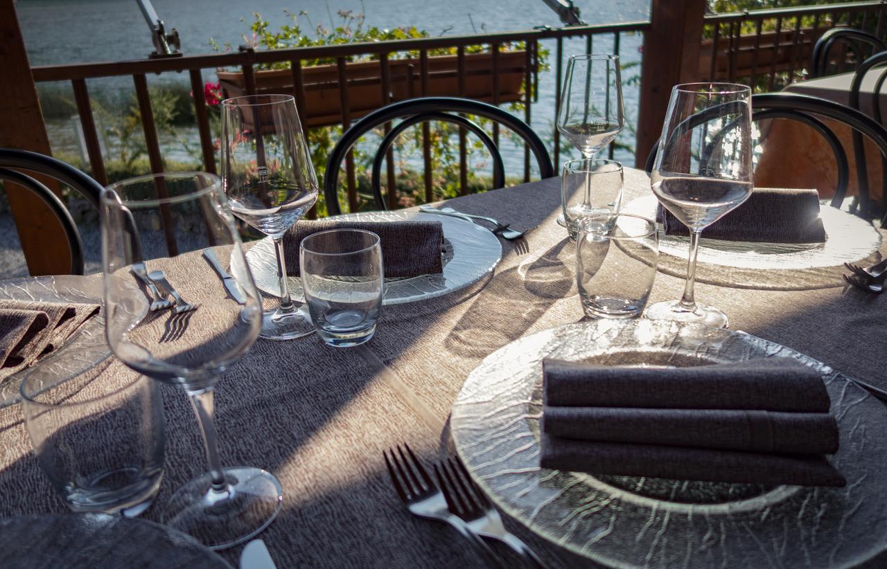 Albergo La Romanella Spinone Al Lago Exterior photo